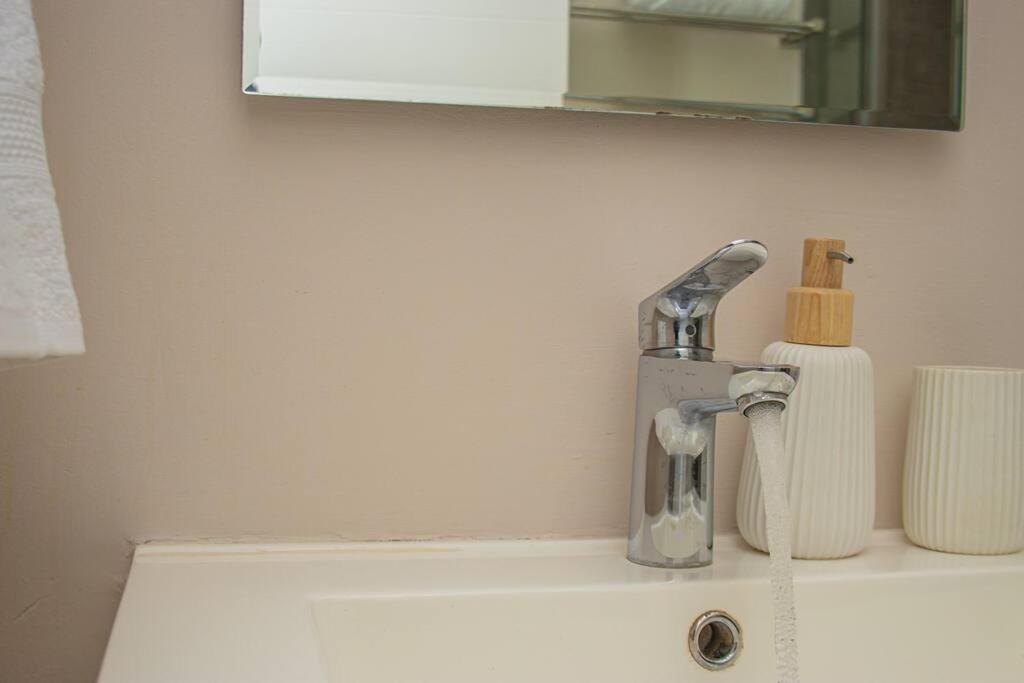 The Terrace 2 Bed - Sandton Gate Apartment