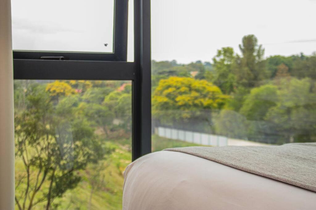 The Terrace 2 Bed - Sandton Gate * Johannesburg