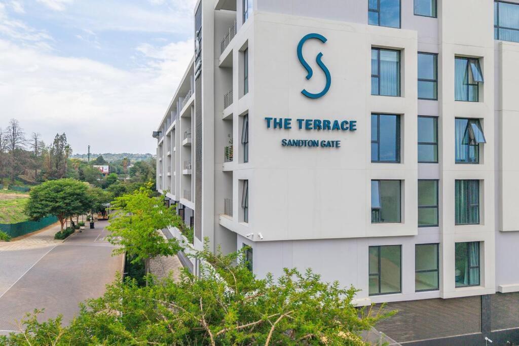 The Terrace 2 Bed - Sandton Gate Apartment Johannesburg