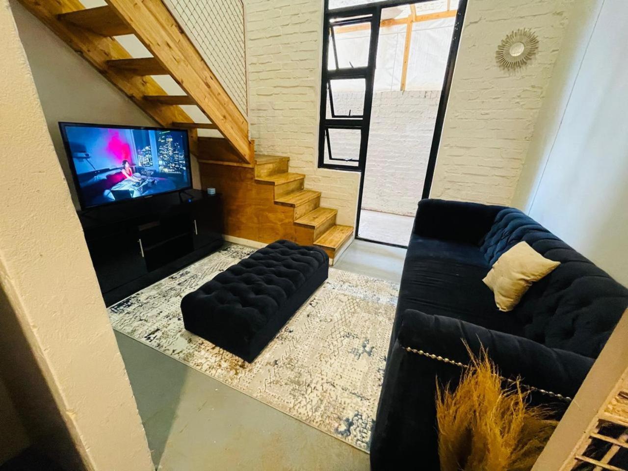 Zaziluxelofts Apartment