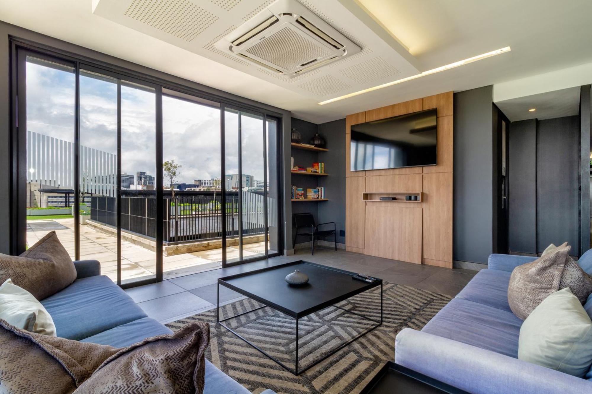 Urban Lux In Sandton