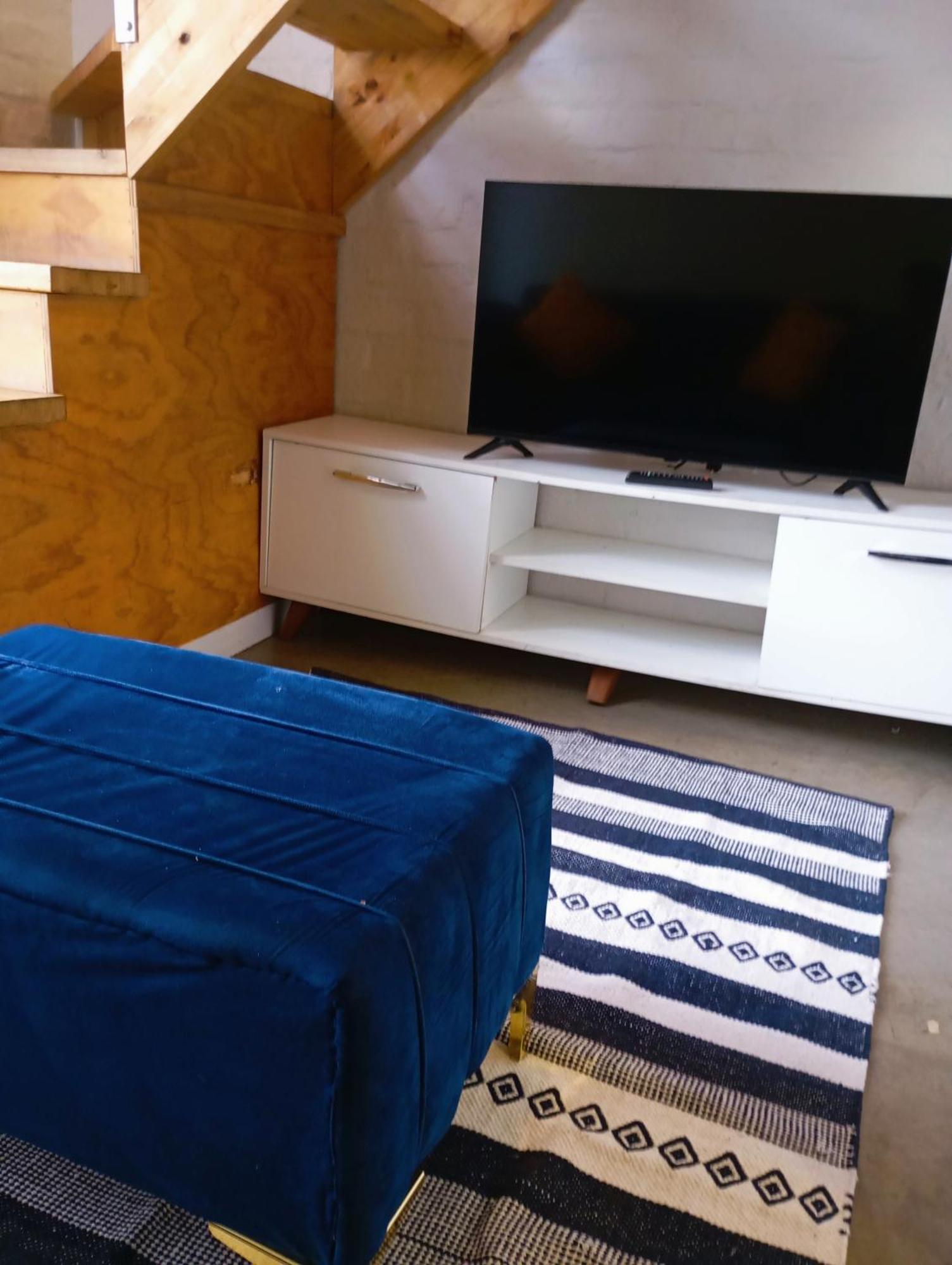 Apartment 1 Bed In Maboneng *