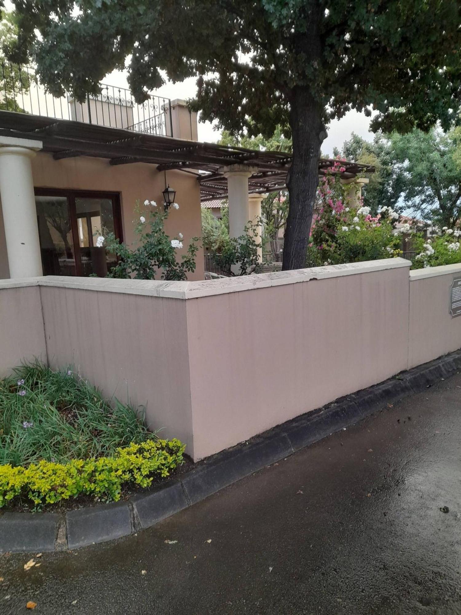 Quiet, Very Specious In Dainfern Apartment Johannesburg