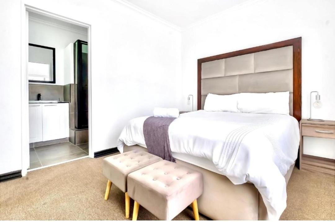 Super Luxury Sandton *