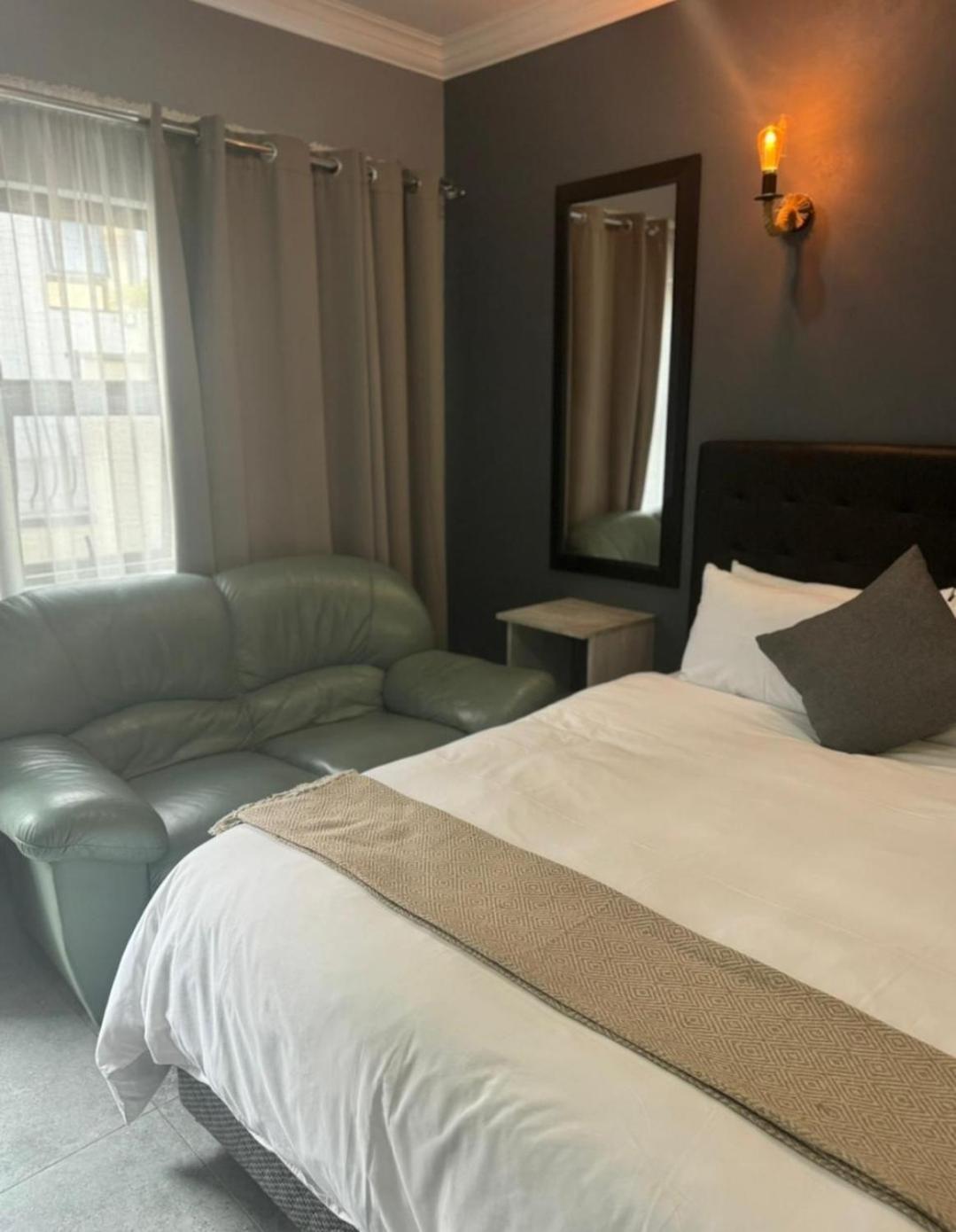 Kv Luxury * Johannesburg