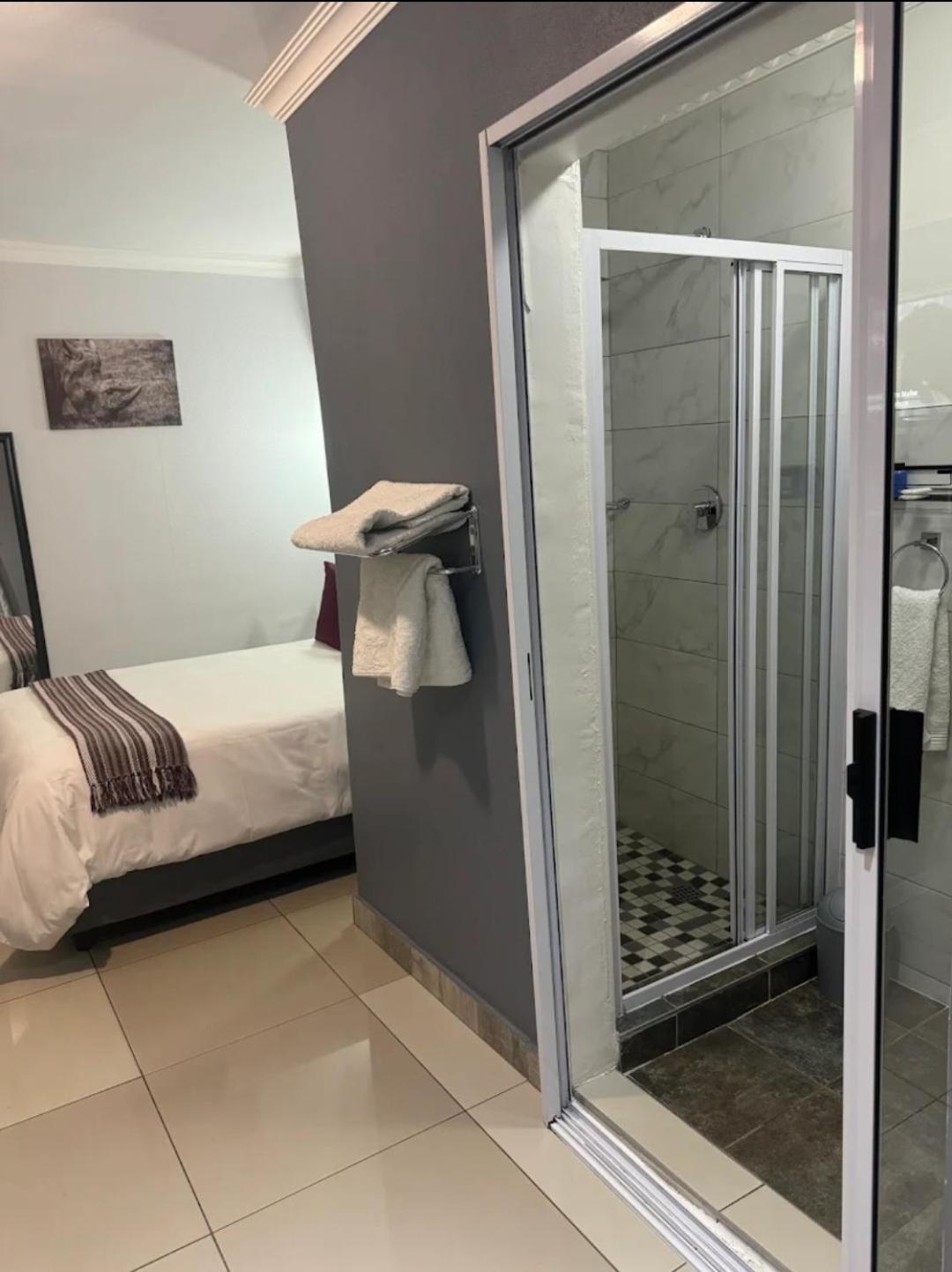 Gasthof Kv Luxury Johannesburg