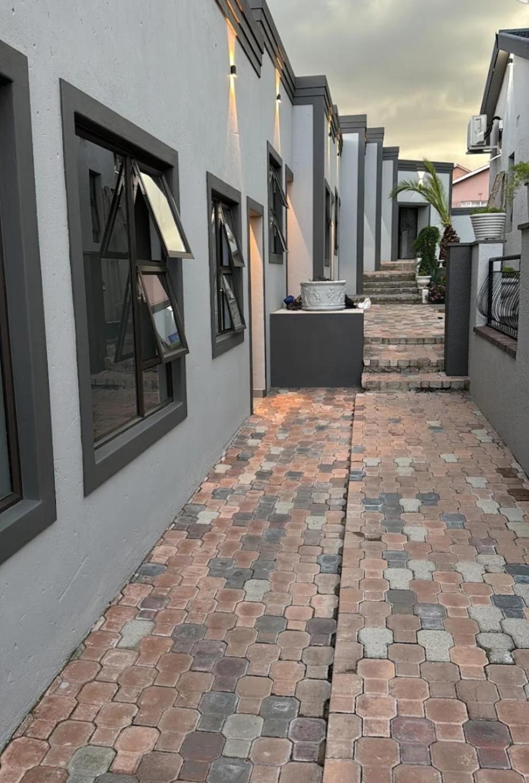 Kv Luxury Johannesburg