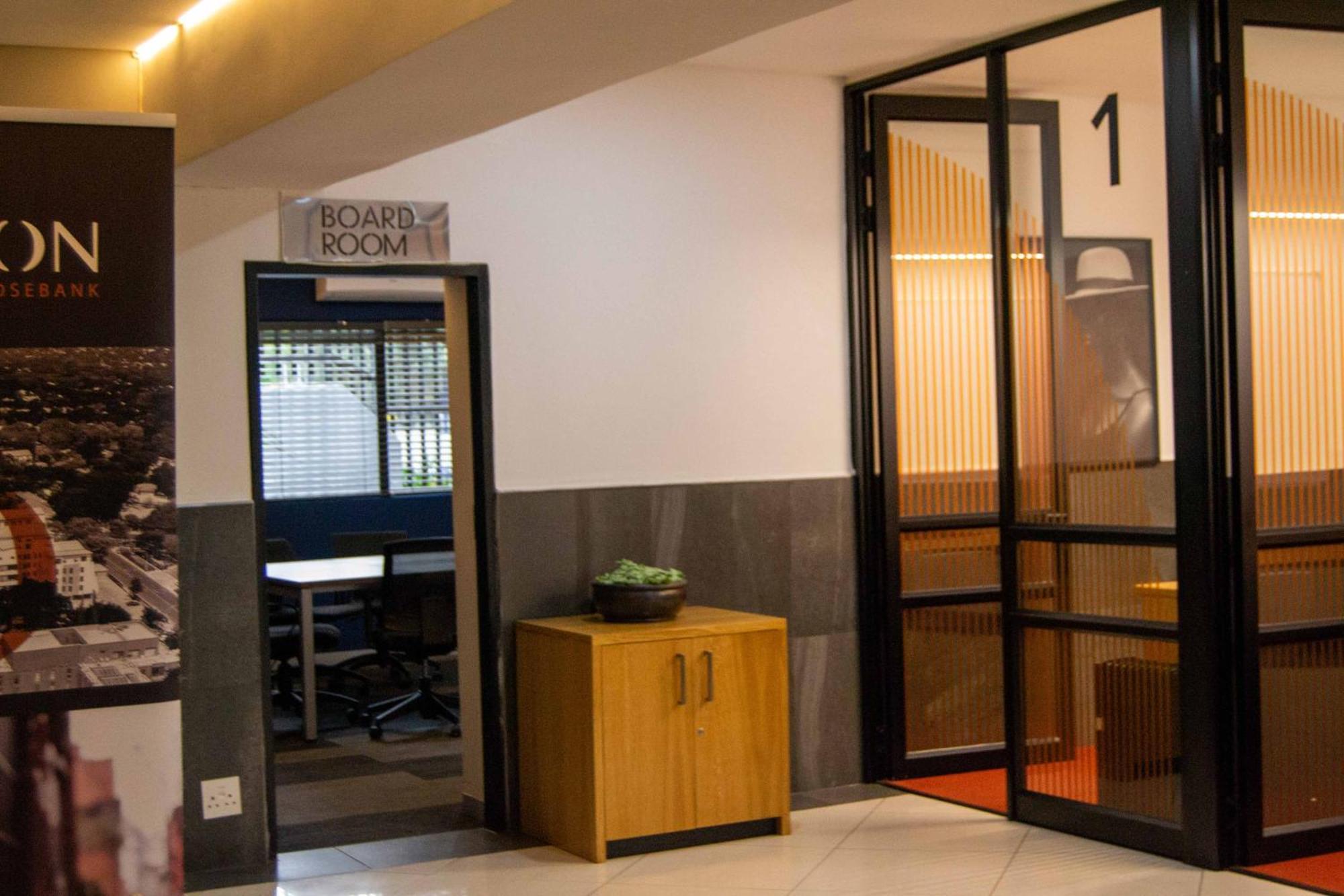 Kwathu Guest house