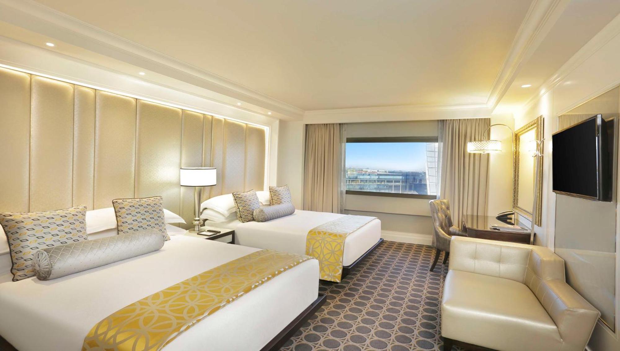 Sandton Sun And Towers 5*