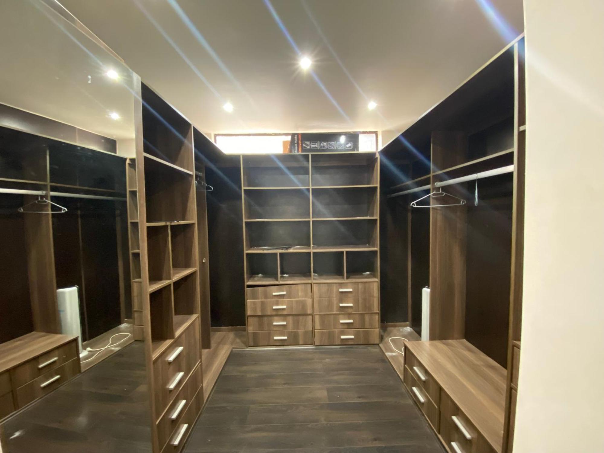 Ainushamsi Johannesburg