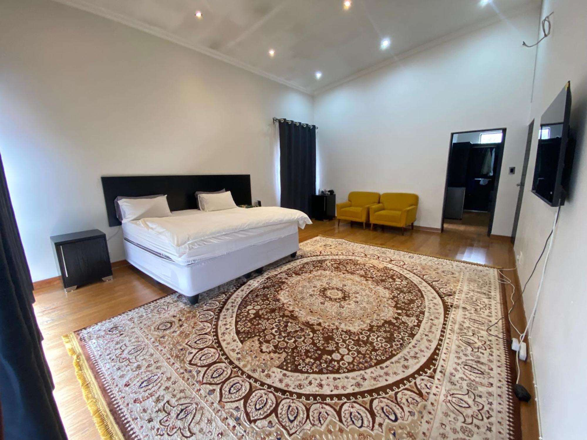 Nhà khách Ainushamsi Johannesburg