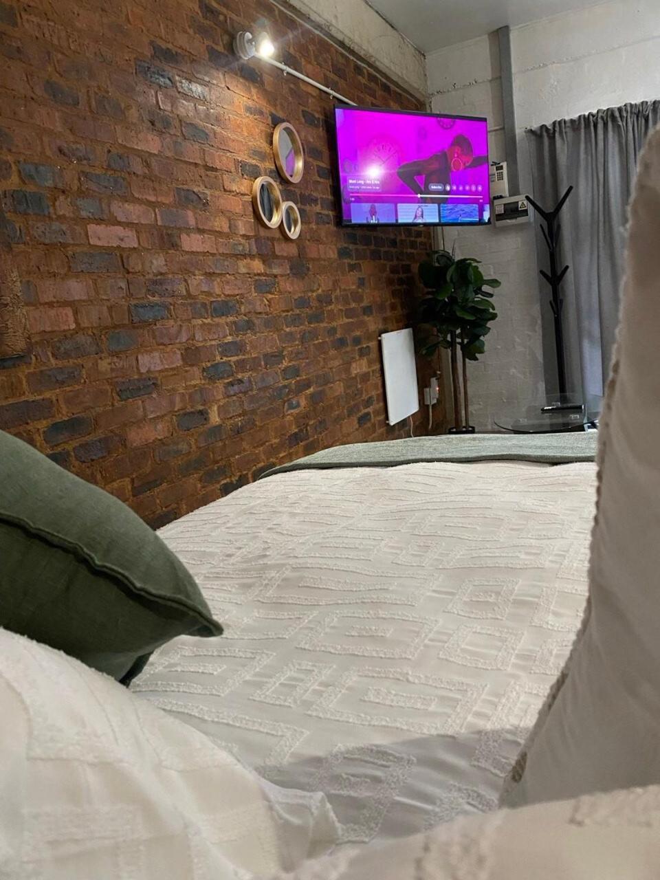 The Nook At Maboneng -24hr Security, Wifi, Cozy Apartment *