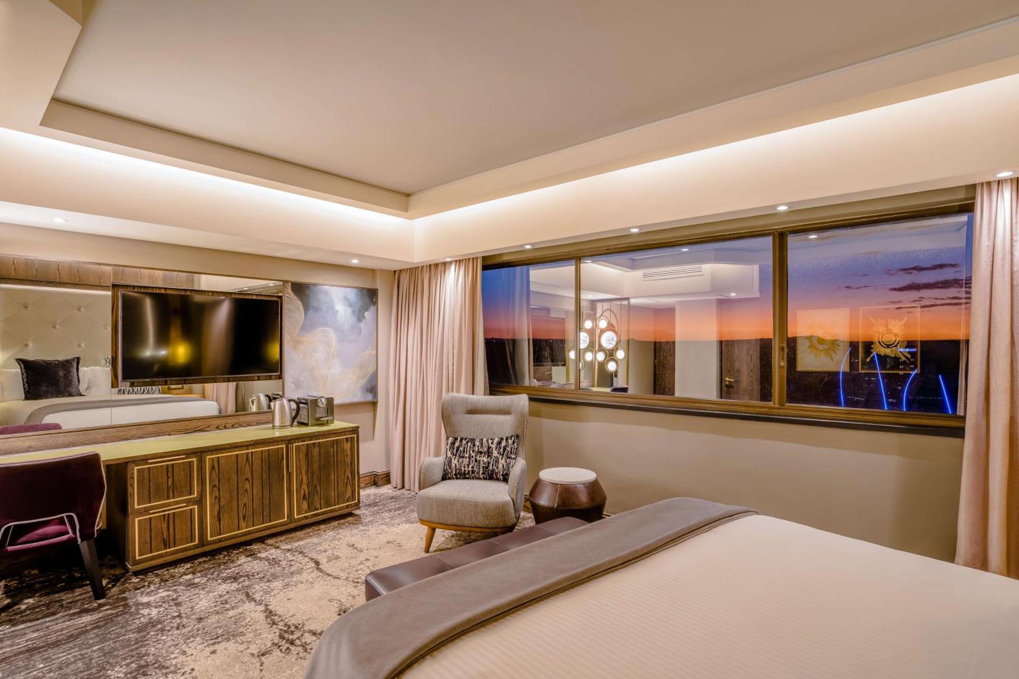 Hotel Sandton Sun And Towers Johannesburg