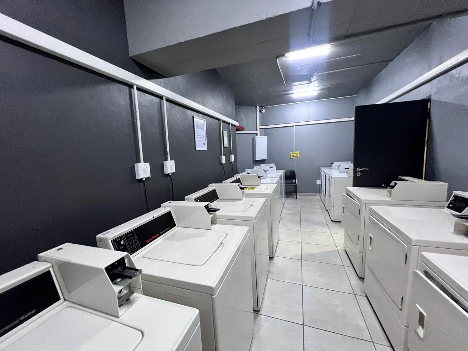 Modern Spacious 1br At The Bolton Rosebank Aparthotel *
