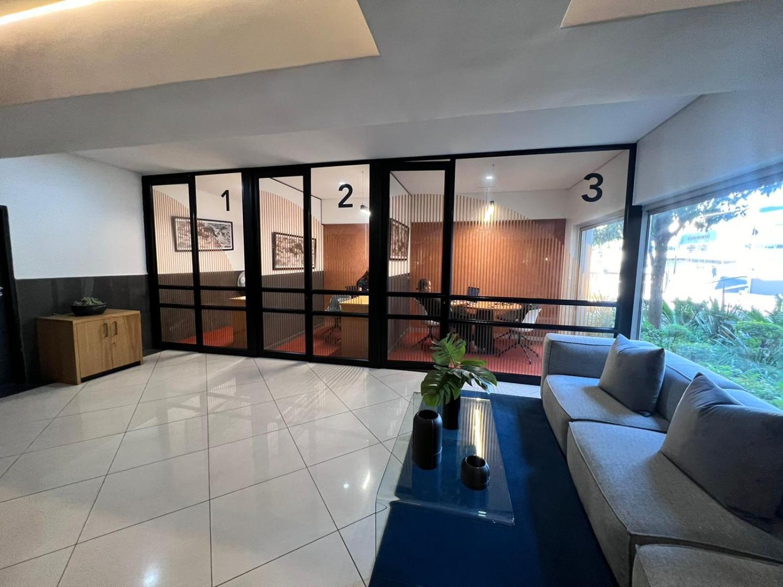 Modern Spacious 1br At The Bolton Rosebank