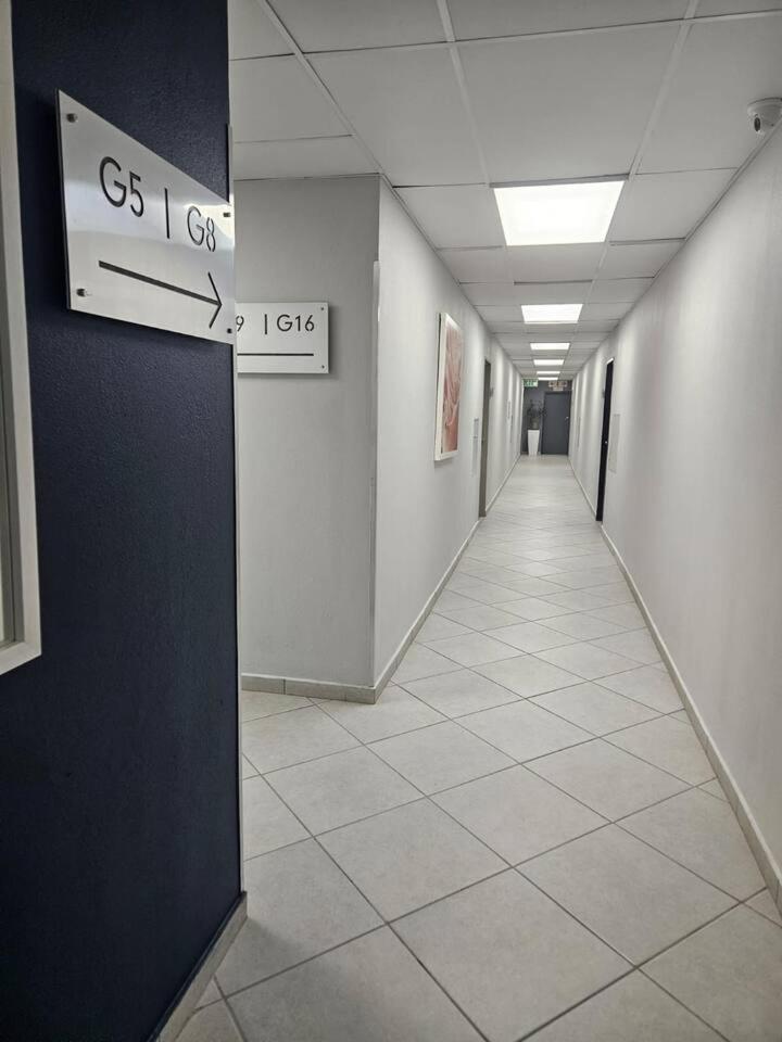 Modern Spacious 1br At The Bolton Rosebank Aparthotel Johannesburg