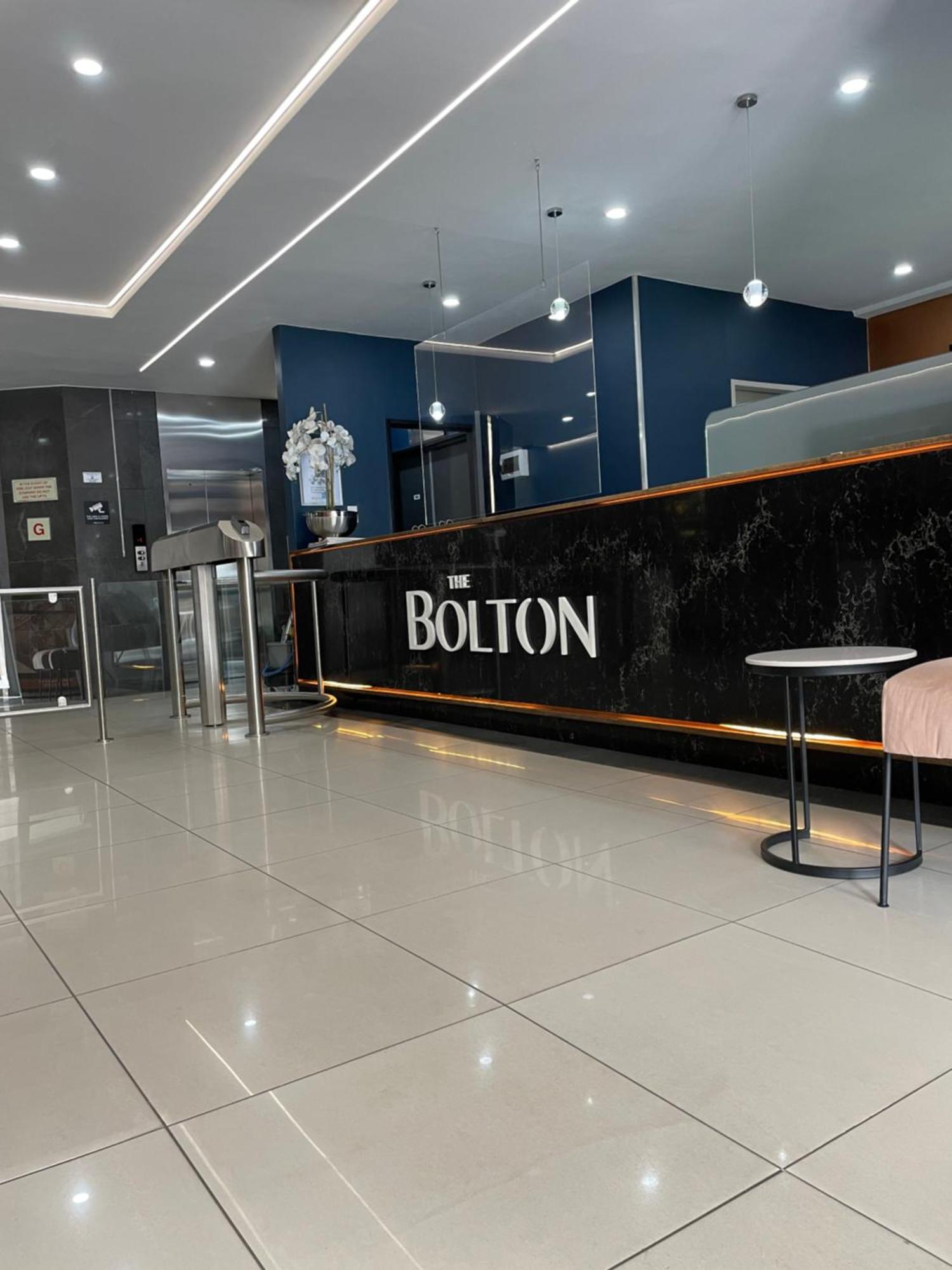 350 Bolton In Rosebank *