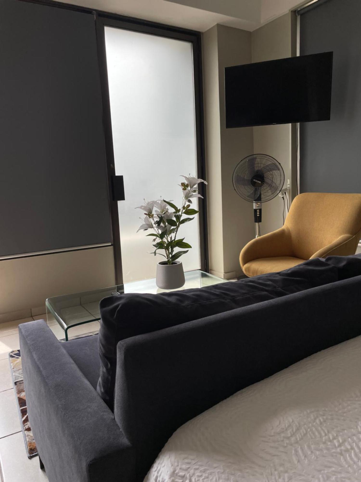 350 Bolton In Rosebank *