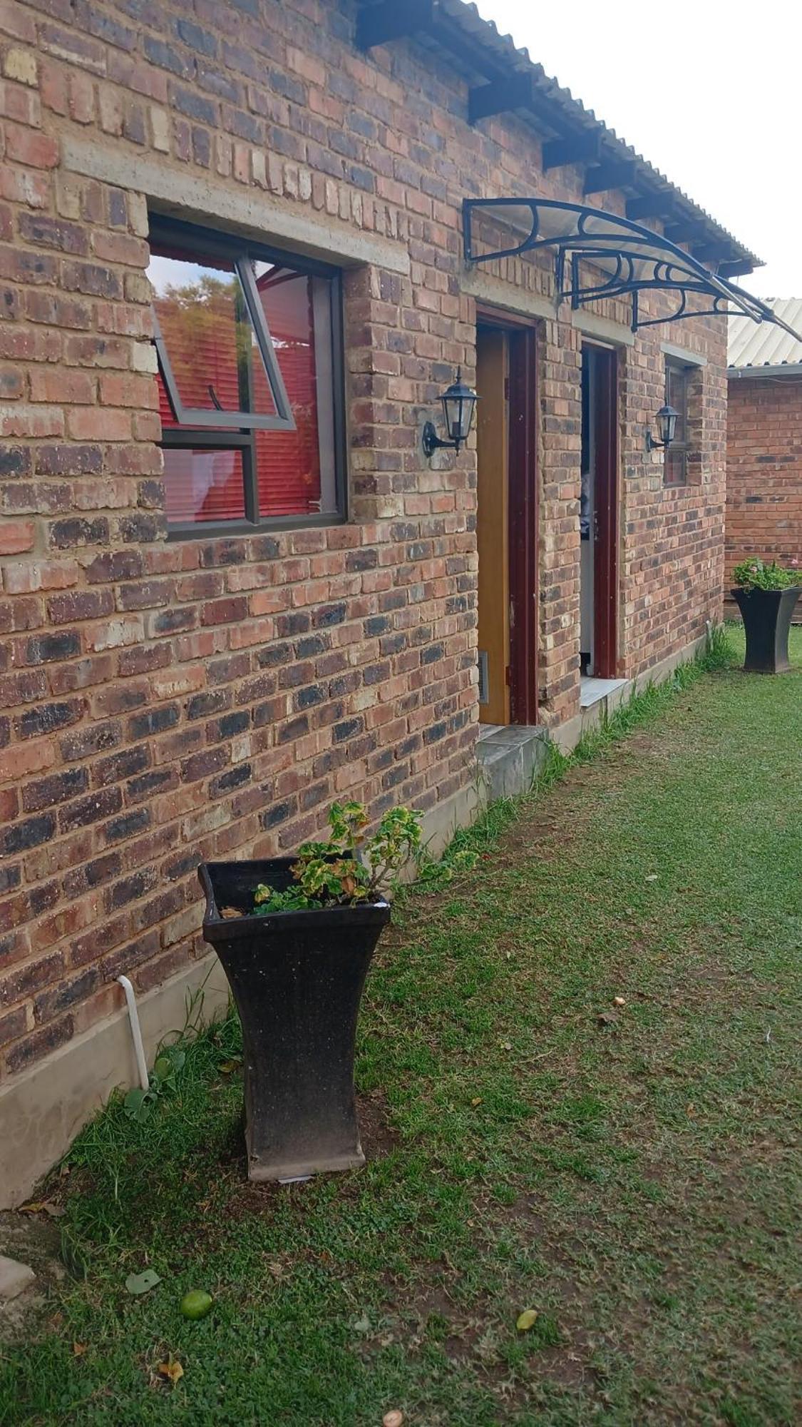 Coty And Reuben's Bed & Breakfast Johannesburg