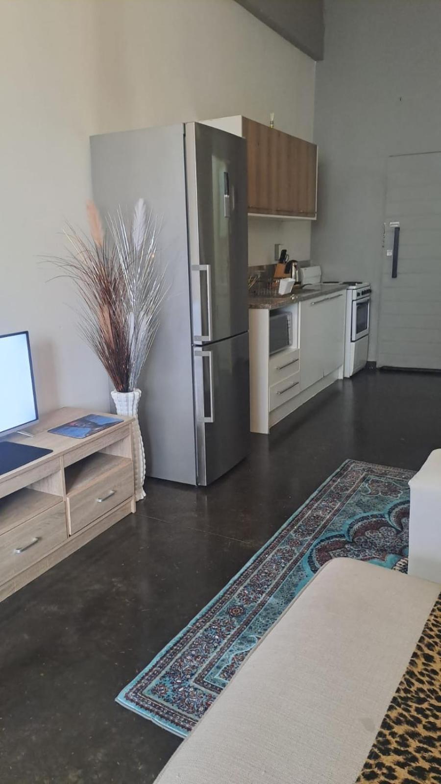 Main Life Aparthotel