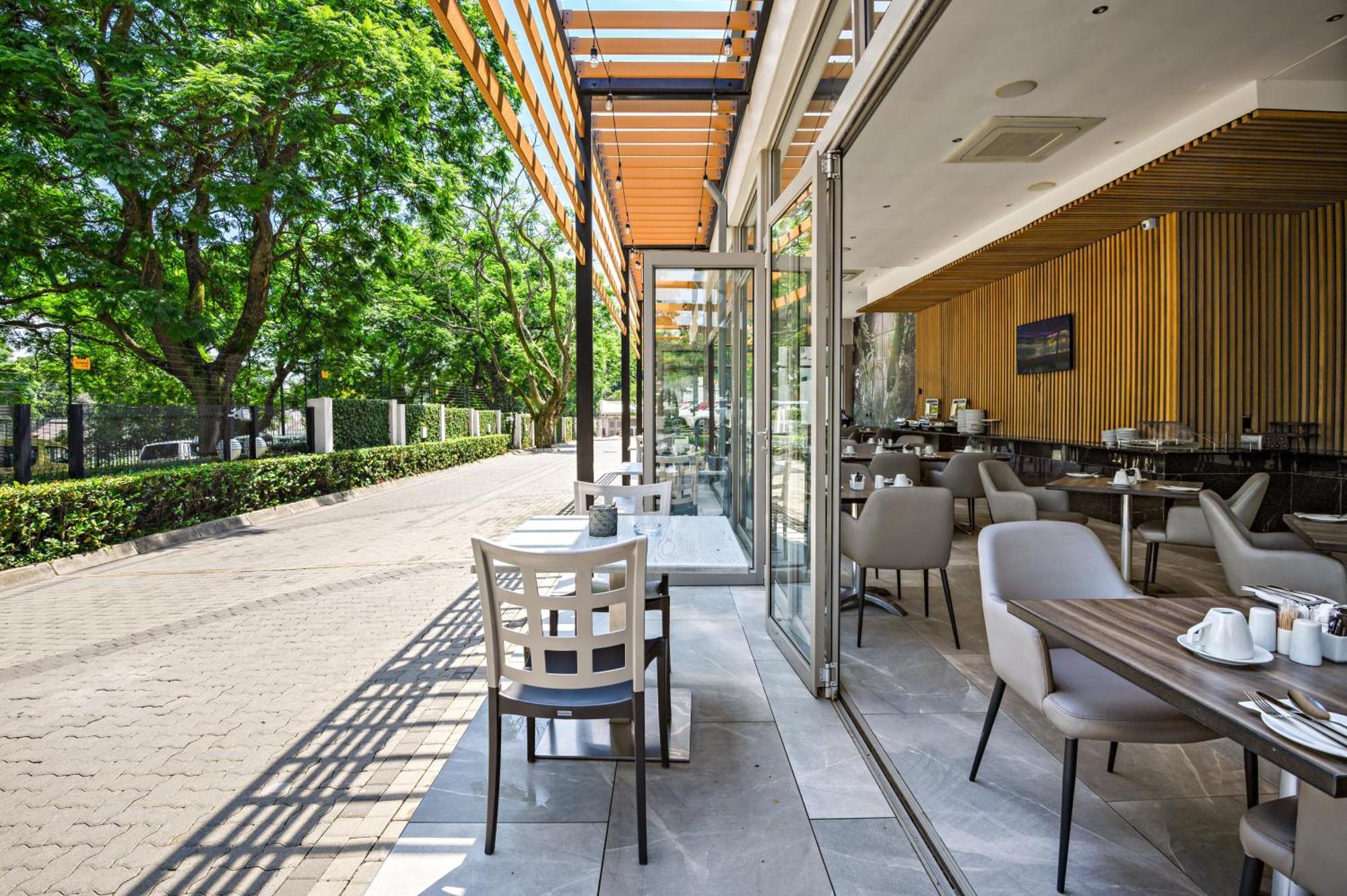 The Capital On Bath 3*