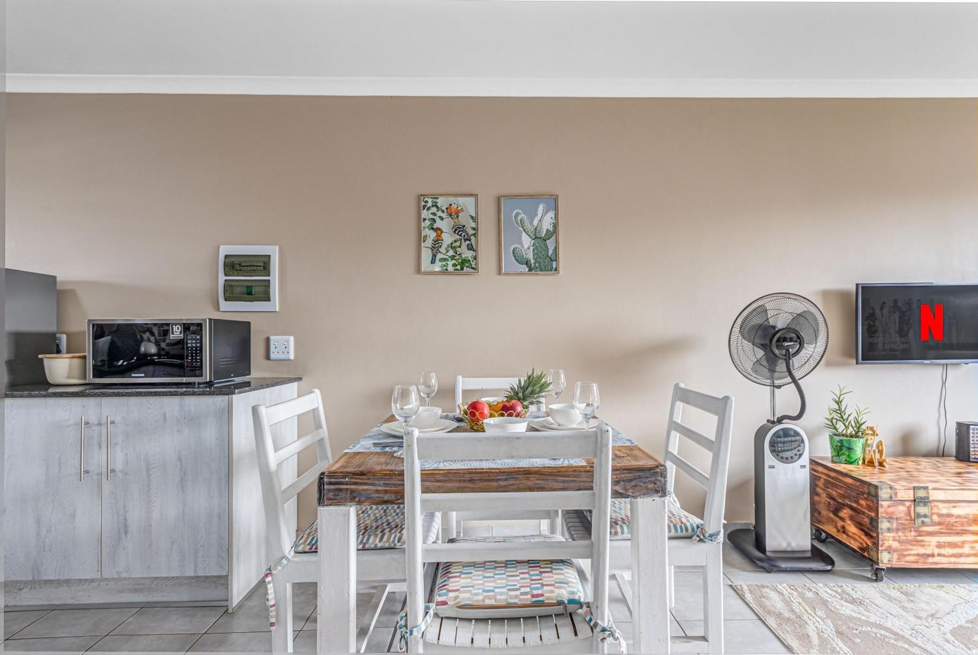 Airville Luxury Apartments, 7Min Drive To Cresta Mall Apartment *
