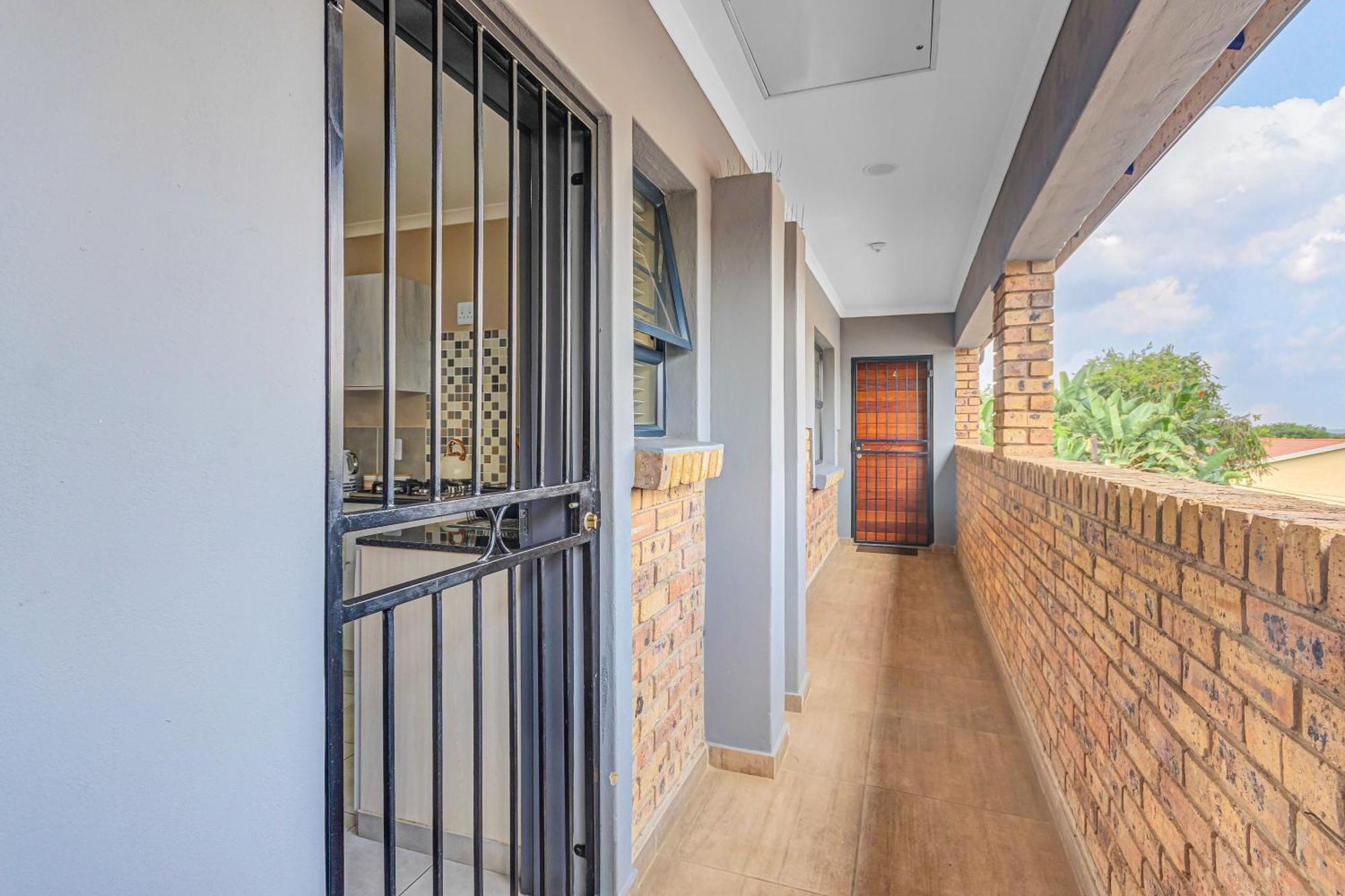 Apartment Airville Luxury Apartments, 7Min Drive To Cresta Mall