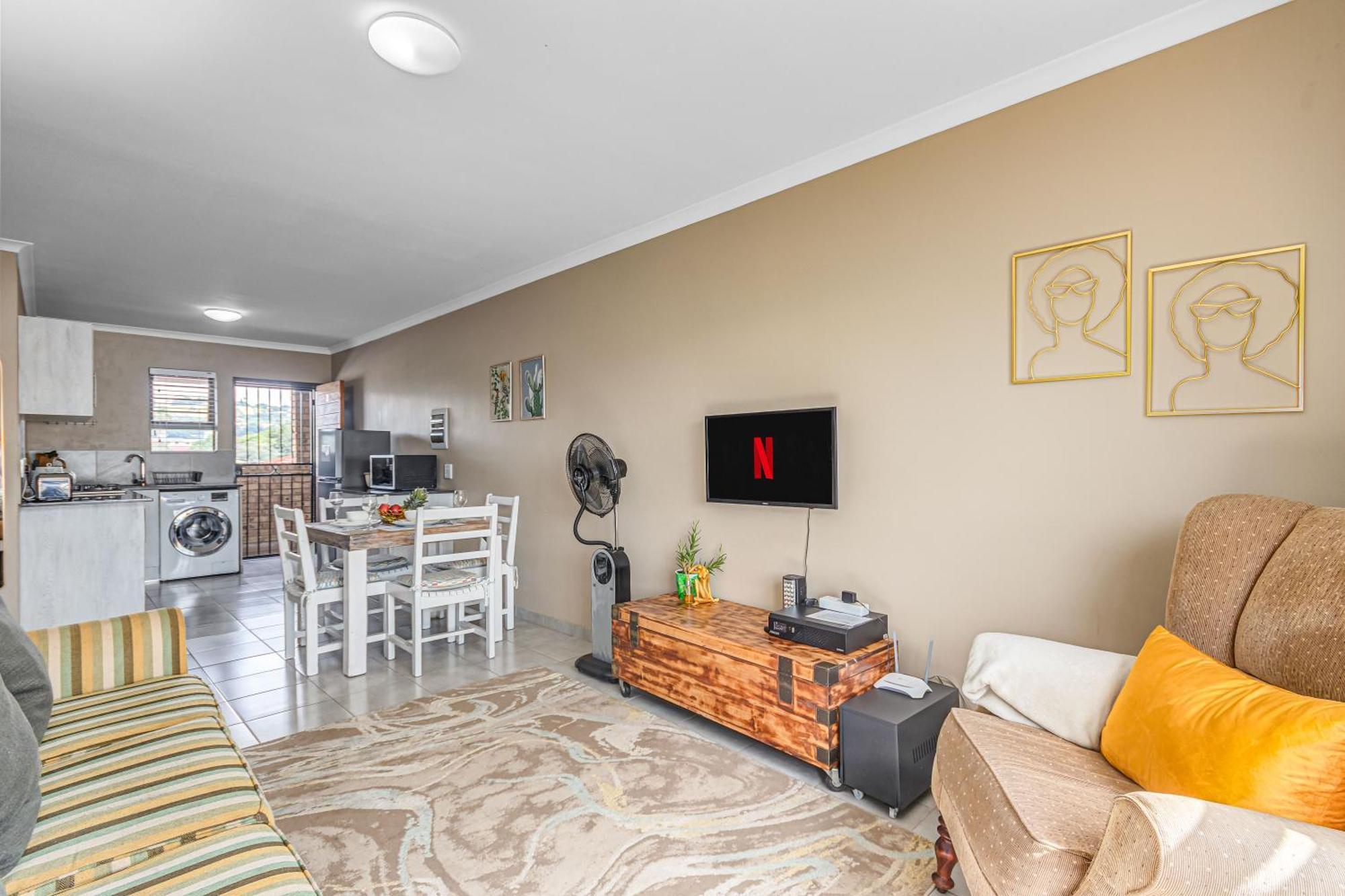 Apartment Airville Luxury Apartments, 7Min Drive To Cresta Mall *