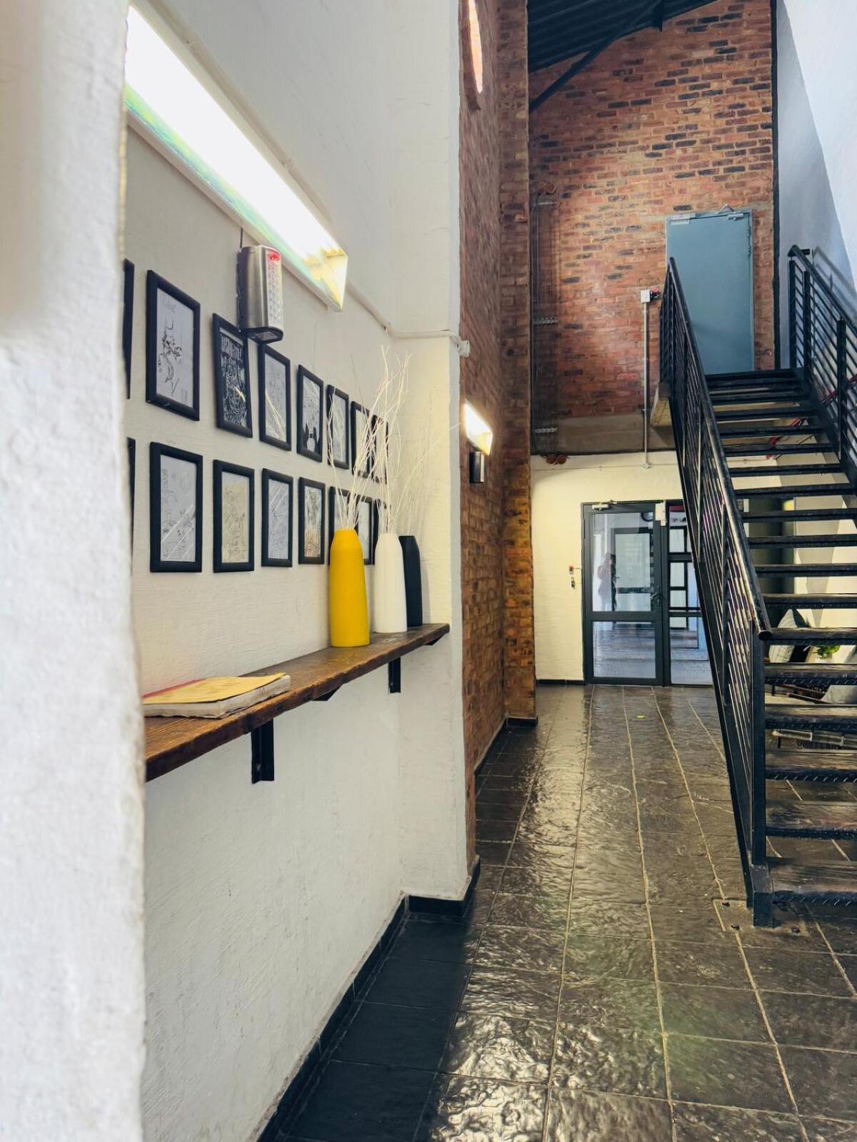 The Nook At Maboneng -24hr Security, Wifi, Cozy * Johannesburg