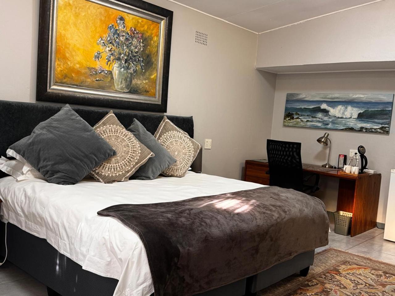 Hotel Rabbit Hole Johannesburg
