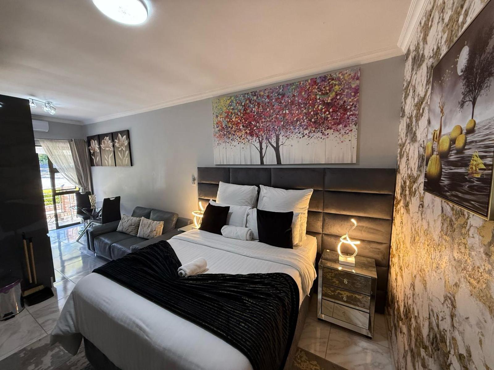 Fezeu's Place Guest house *