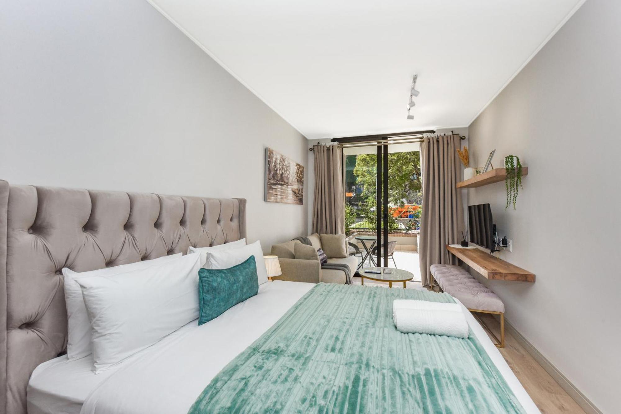 Apartment One Rosebank *