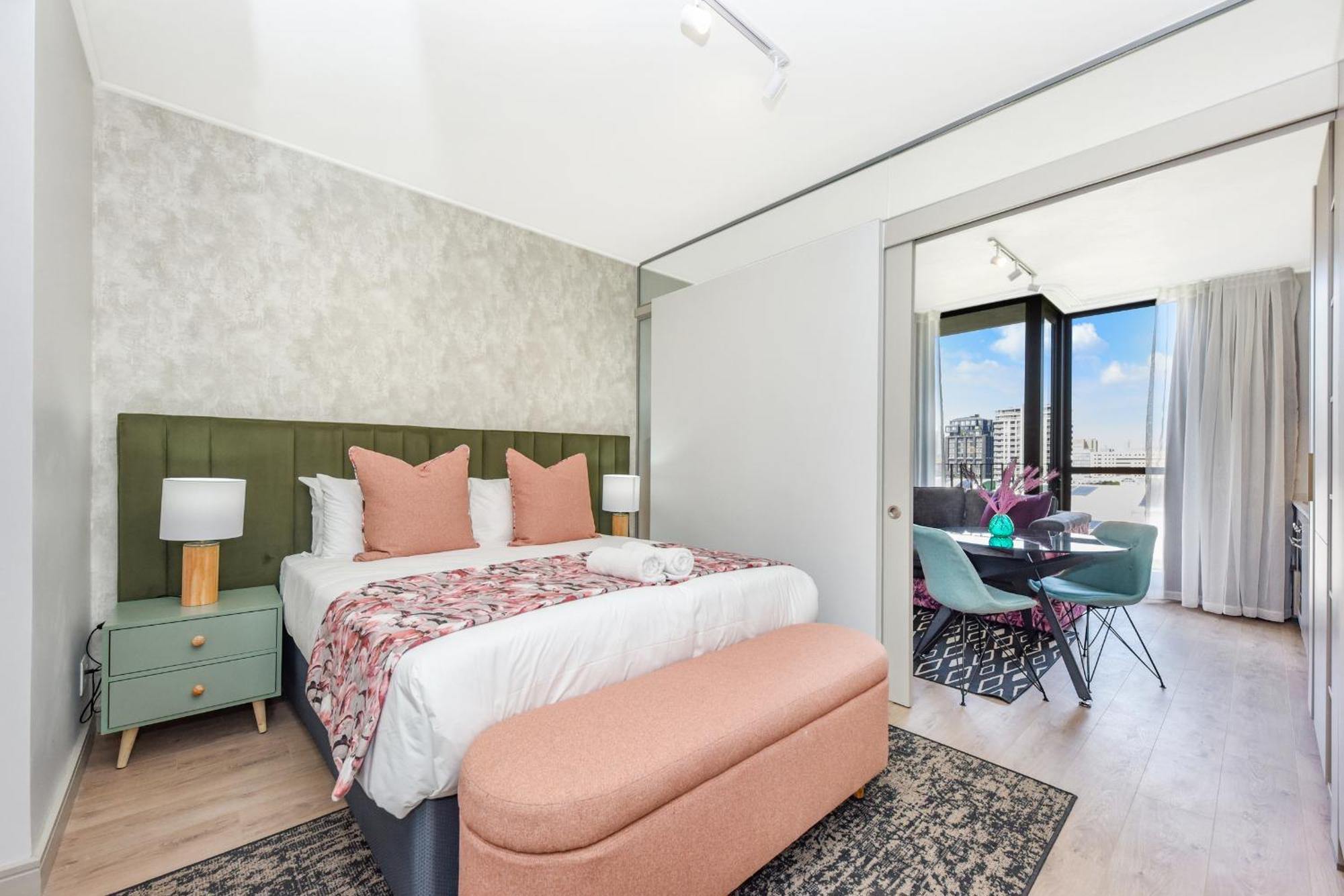 One Rosebank Apartment Johannesburg
