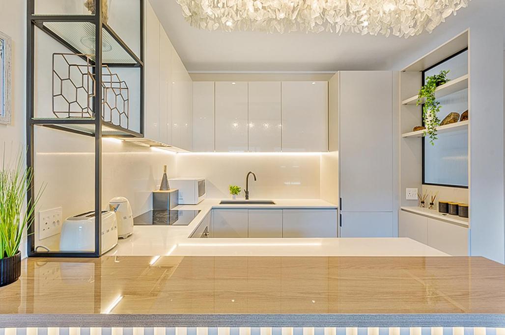 Apartment Hyde Park Sandton Luxury 2br Floor *