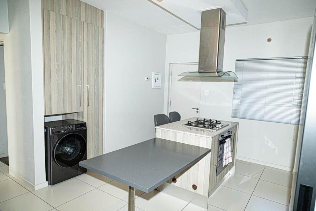 The Atrium Sandton 2 Bedroom Apartment *
