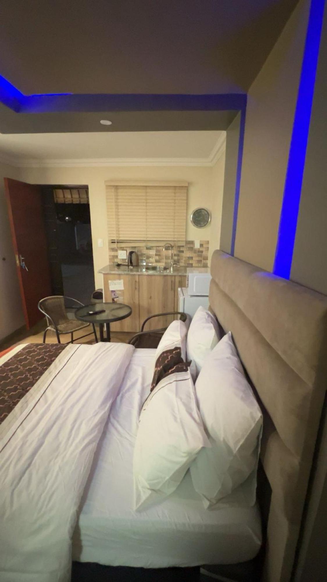 Made Guest house Johannesburg