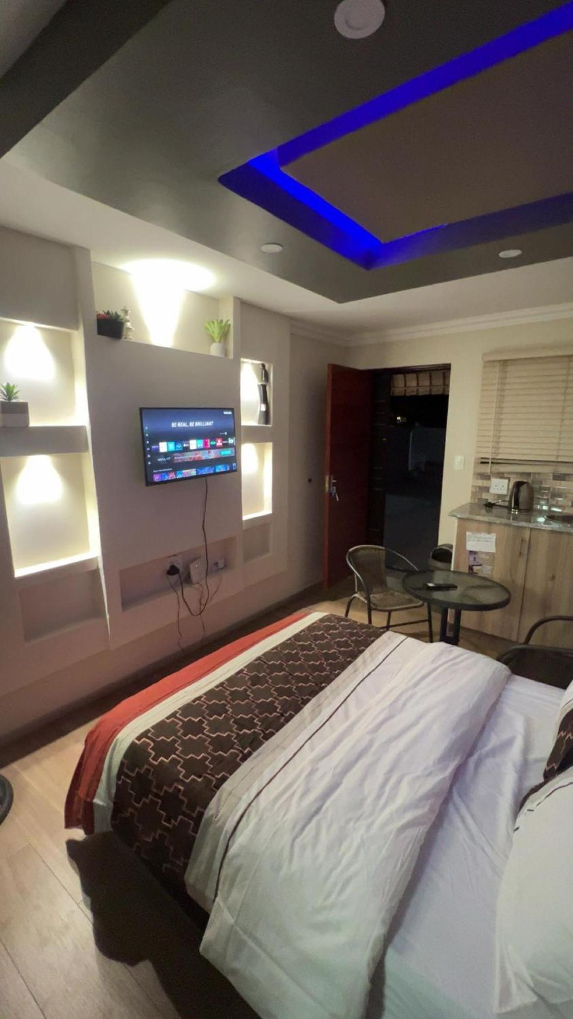 Made Guest house Johannesburg