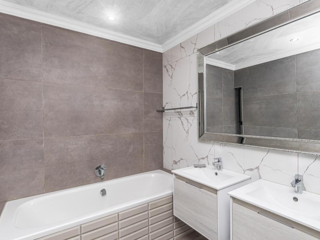 Apartment Sandton Splendour