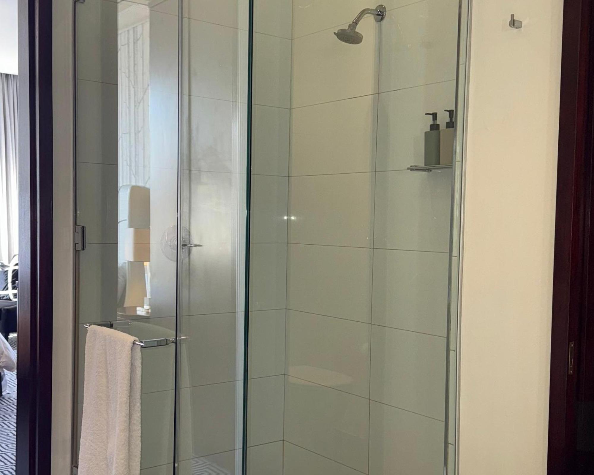 Luxury 1-bedroom In Sandton *