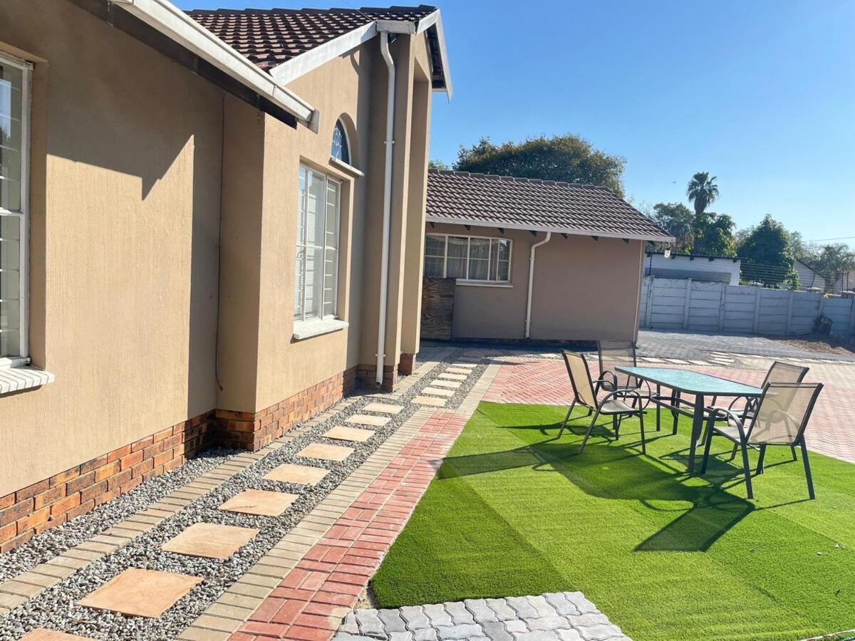 Holiday home The Great Escape In Jhb North