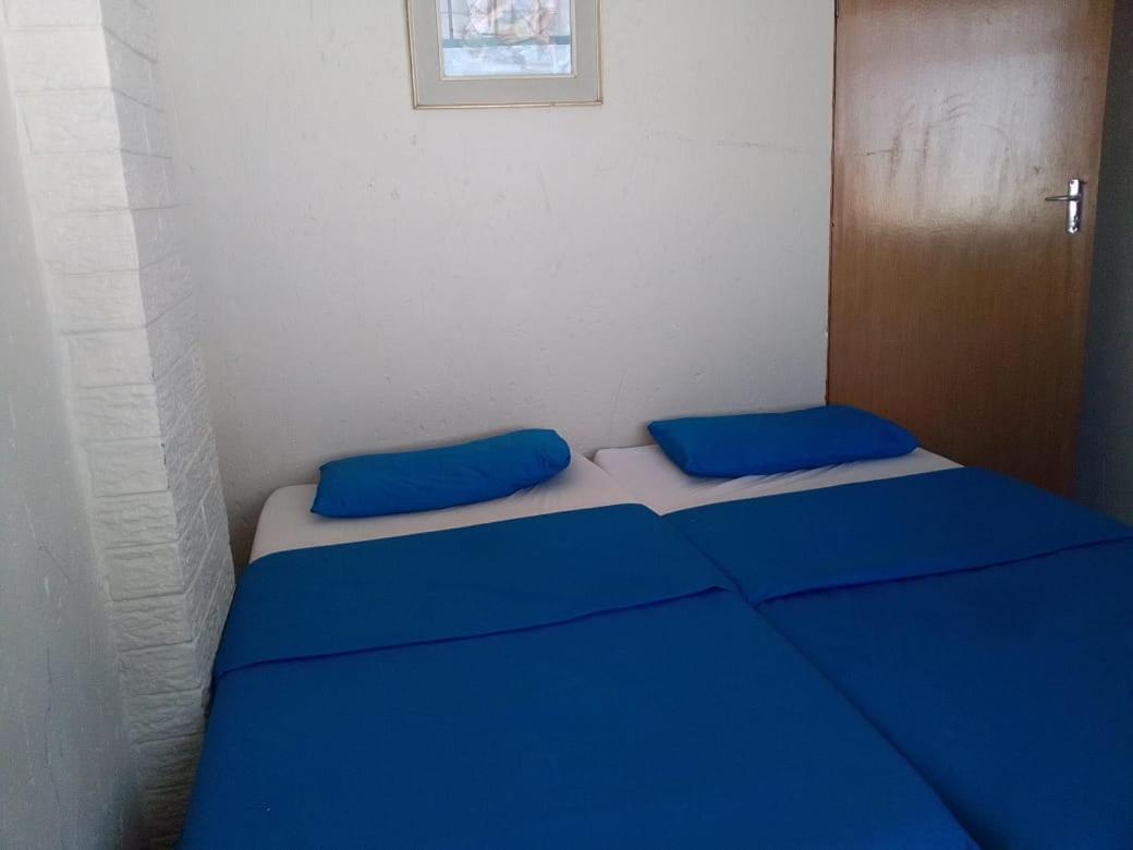 Albergue Rosebank & Backpacker
