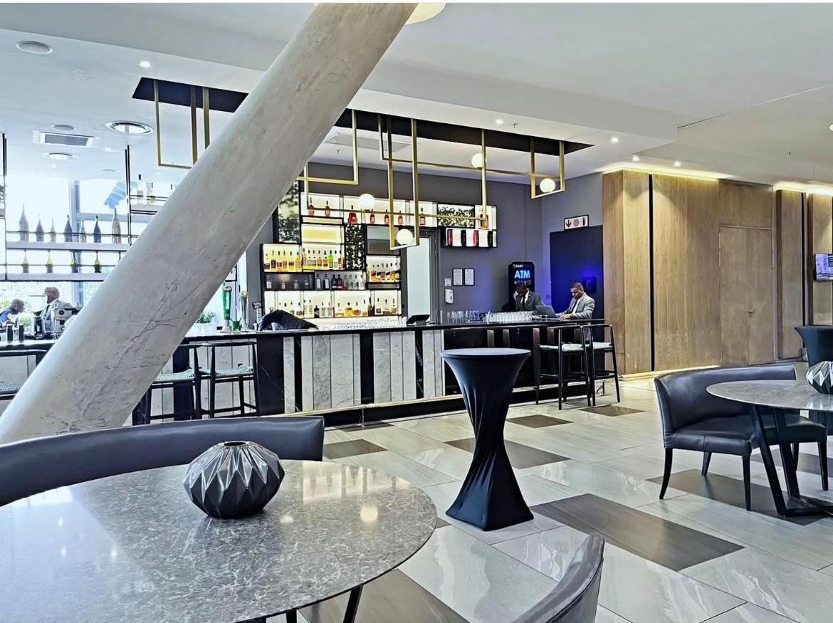 Stunning View Sandton Aparthotel