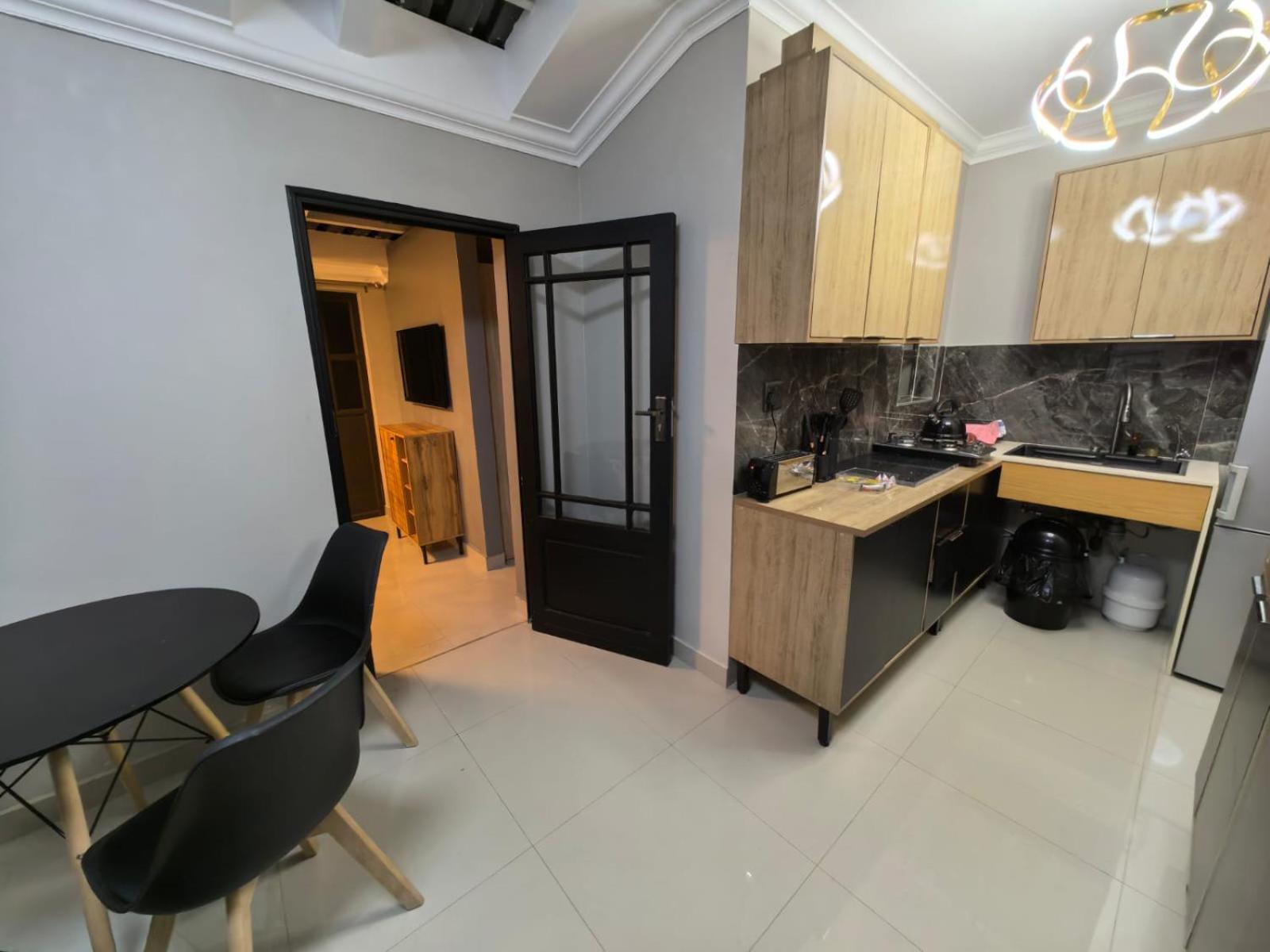 Bryanston Palms * Johannesburg
