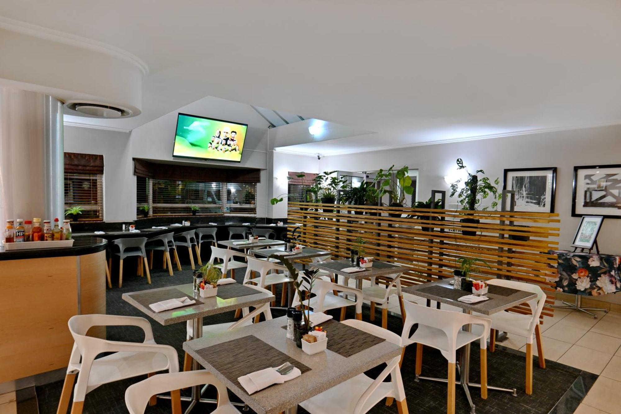 Hotel Road Jnb Airport *