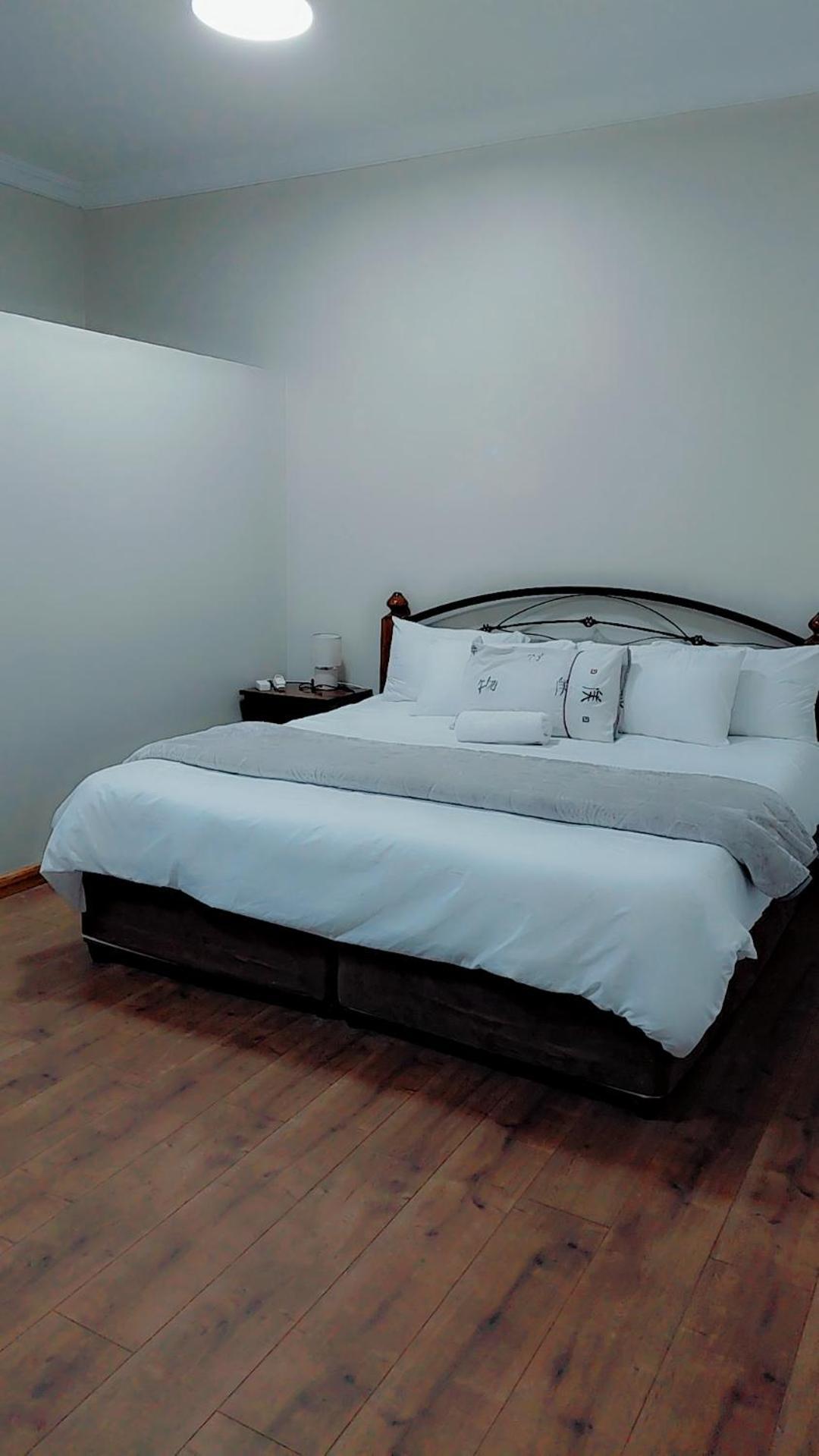 Adhara Guest house *