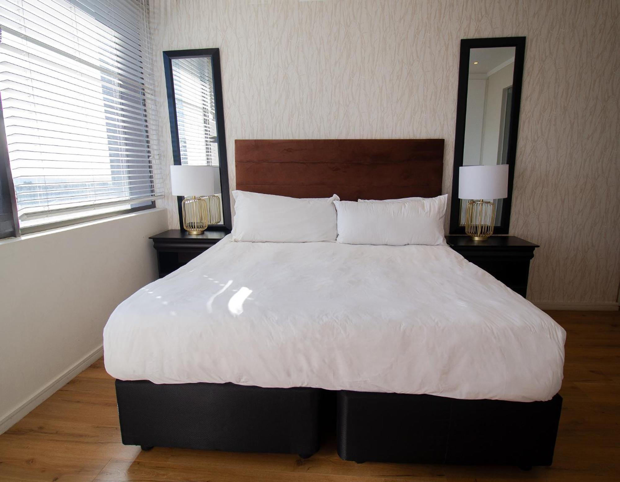 Apartment Sandton Smart Eighteen Johannesburg