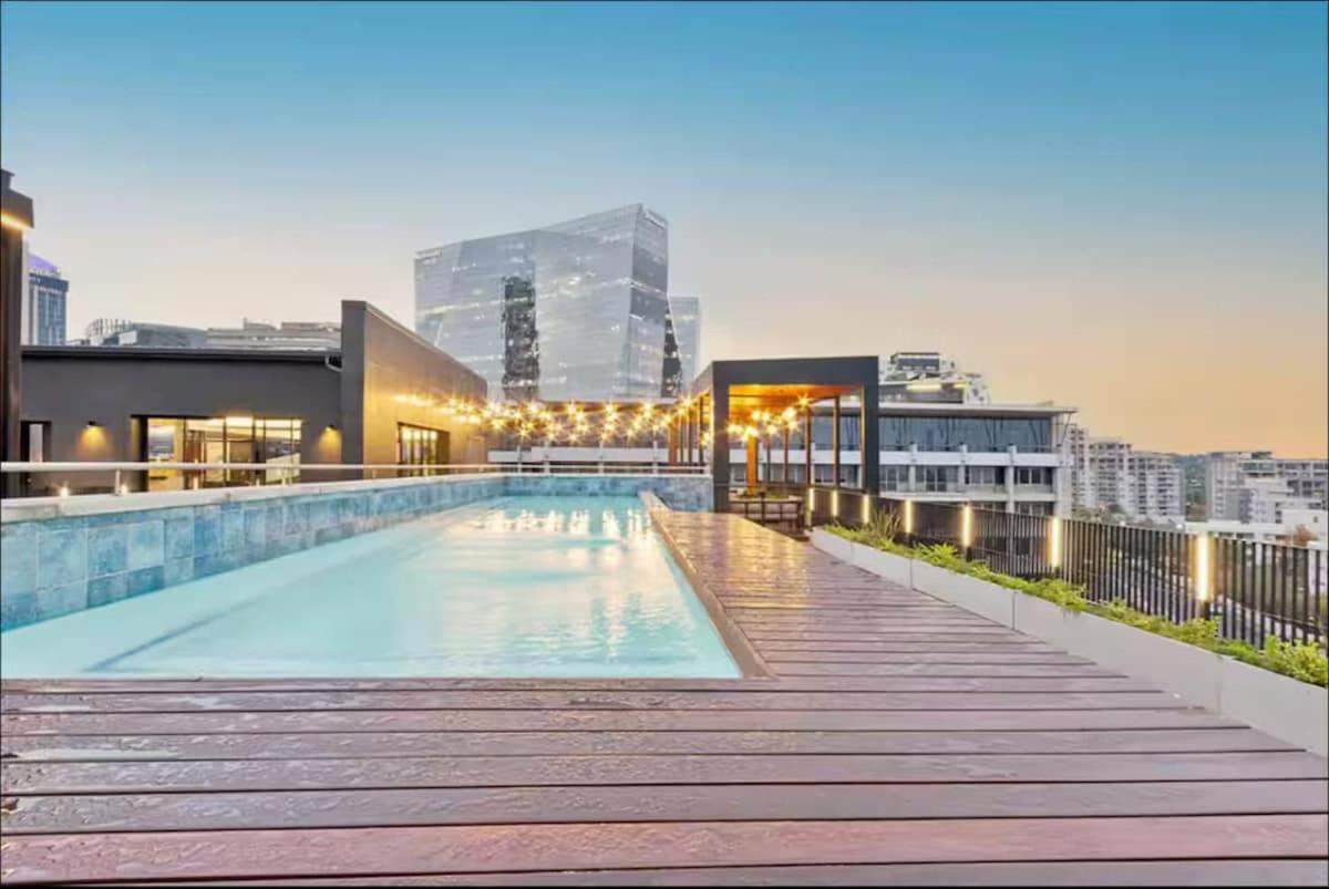 The Lineal Sandton Apartment