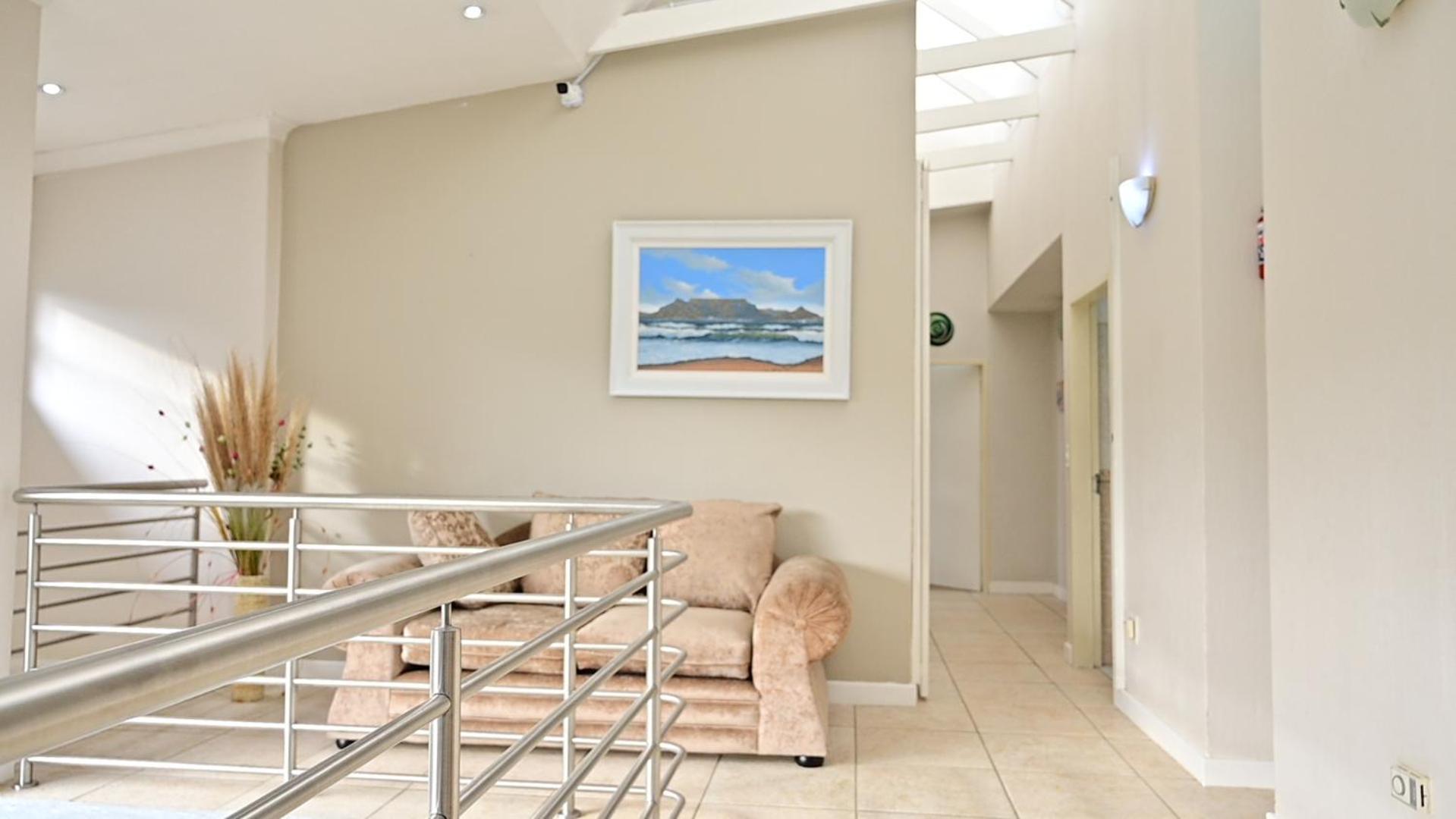 Sizanazo - In The Heart Of Northcliff Hill * Johannesburg