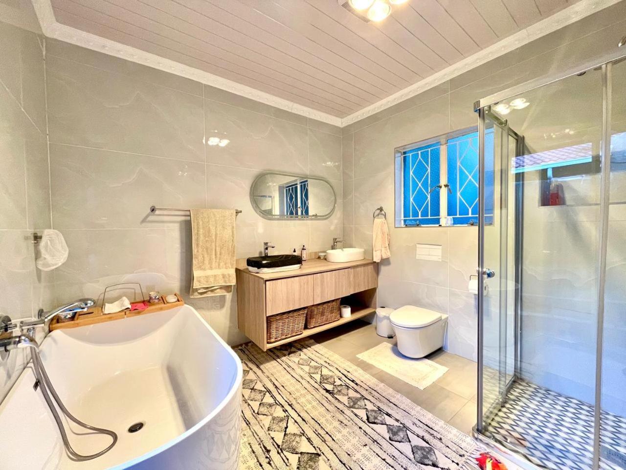 Suburban Tranquility Holiday home *