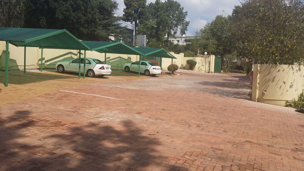 Guest house Vittoria And Conference Centre 4*